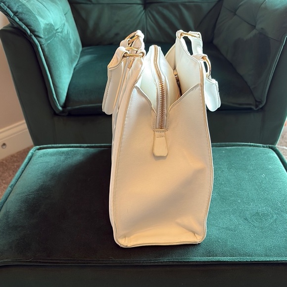 Bebe White Quilted Chevron Satchel - Picture 4 of 11